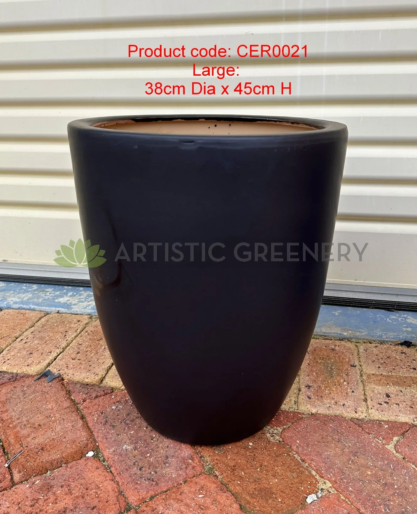 Black Curved Planter Matt Finish - Round (Ceramic) CER0021