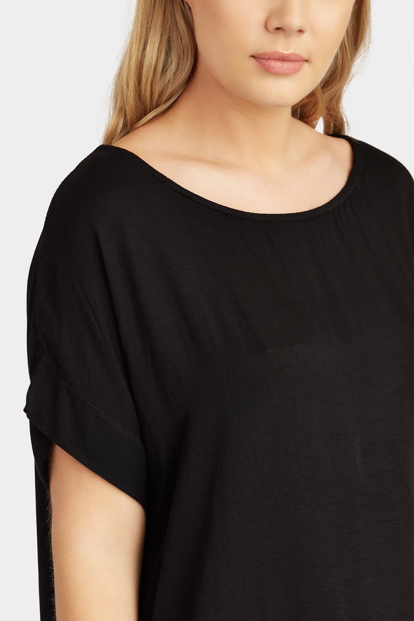 Black Mesh Panel Basic T-Shirt