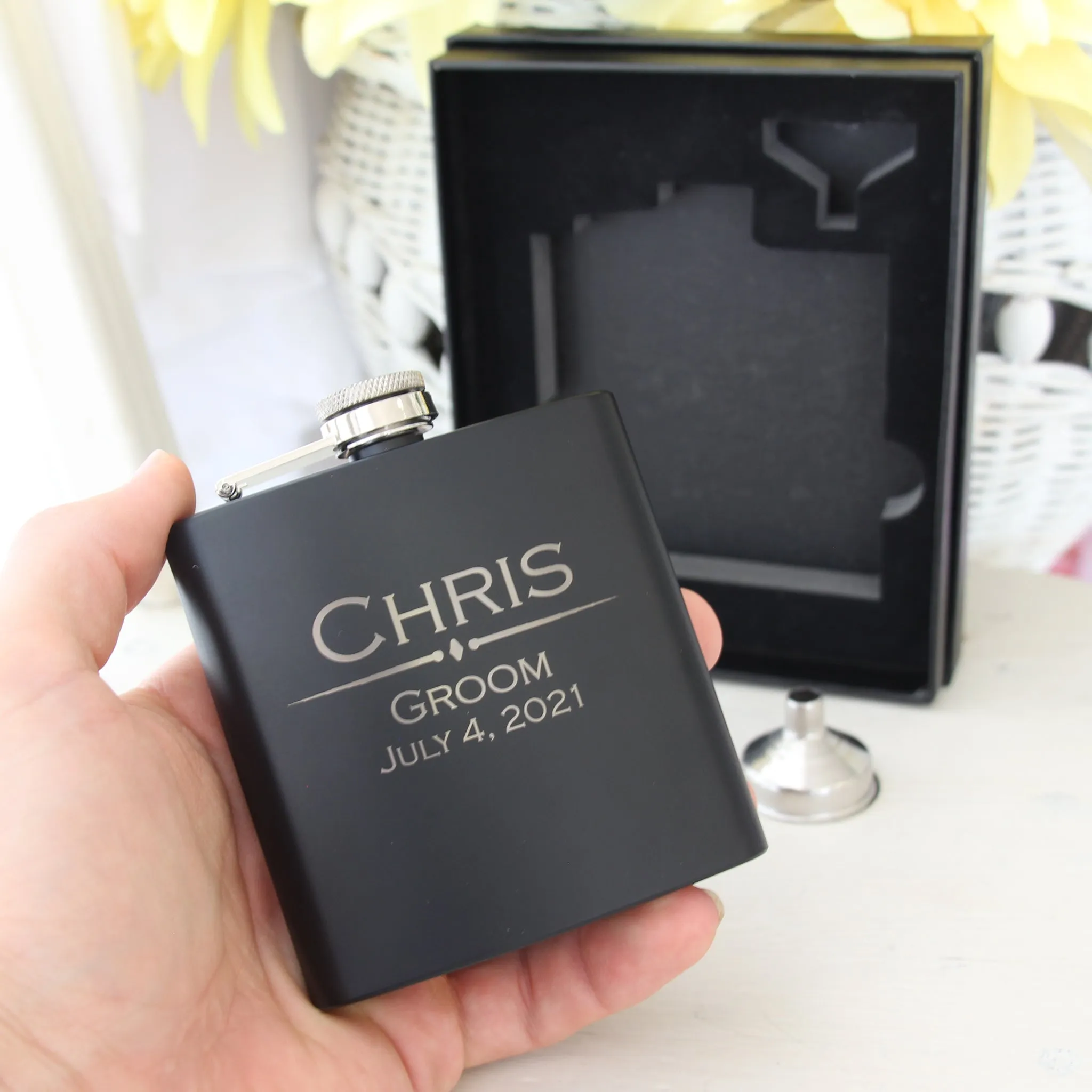 Flask - 6 Piece Black Flask Set