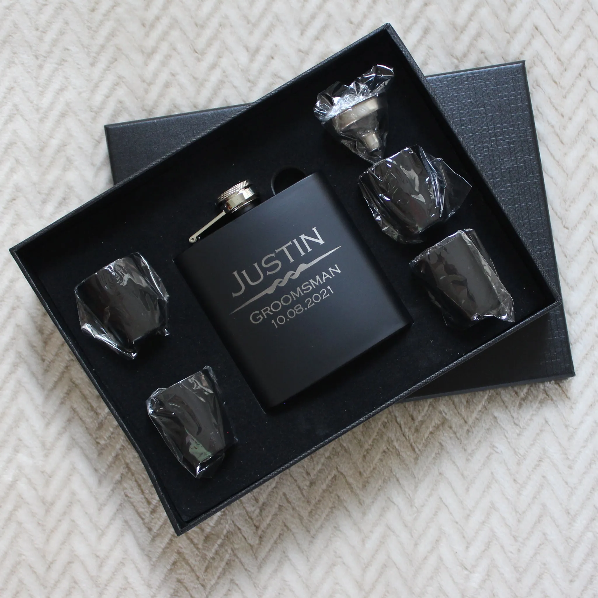 Flask - 6 Piece Black Flask Set