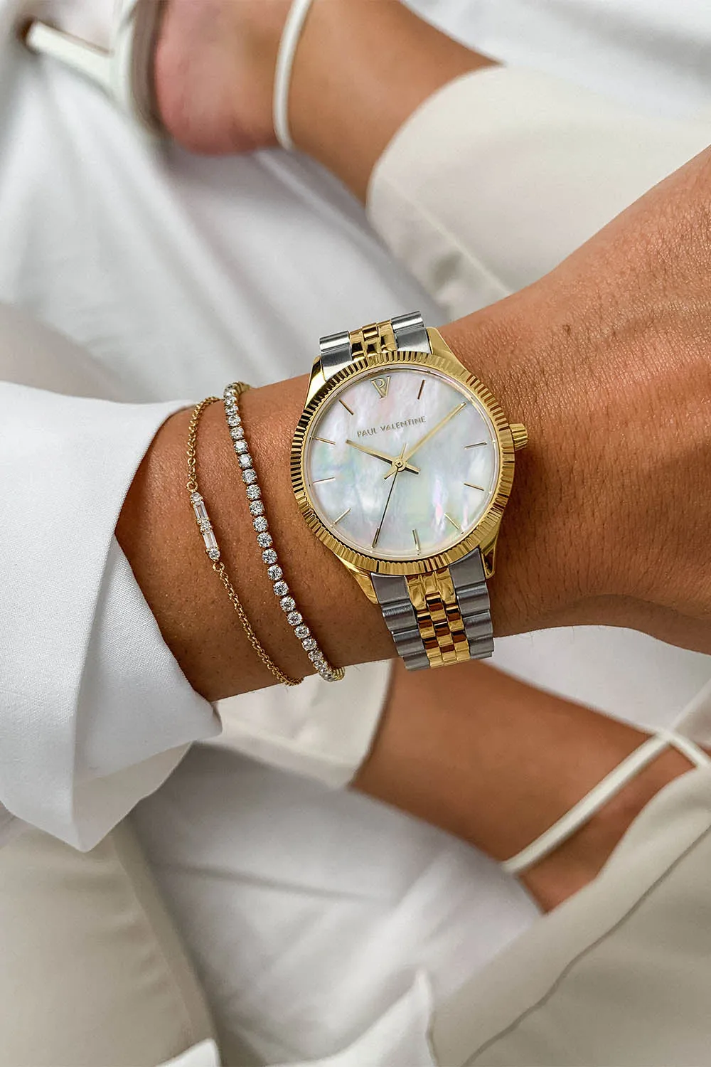 Iconia Gold Silver