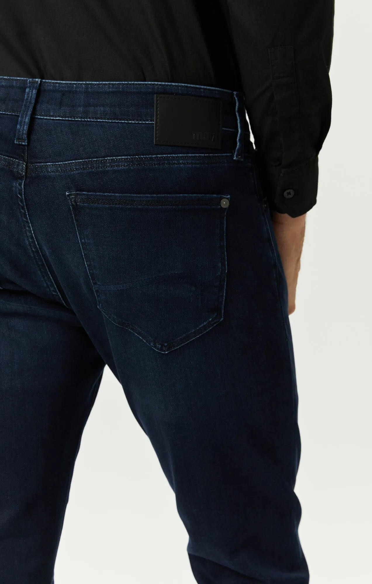 JAKE SLIM LEG IN INDIGO SUPERMOVE