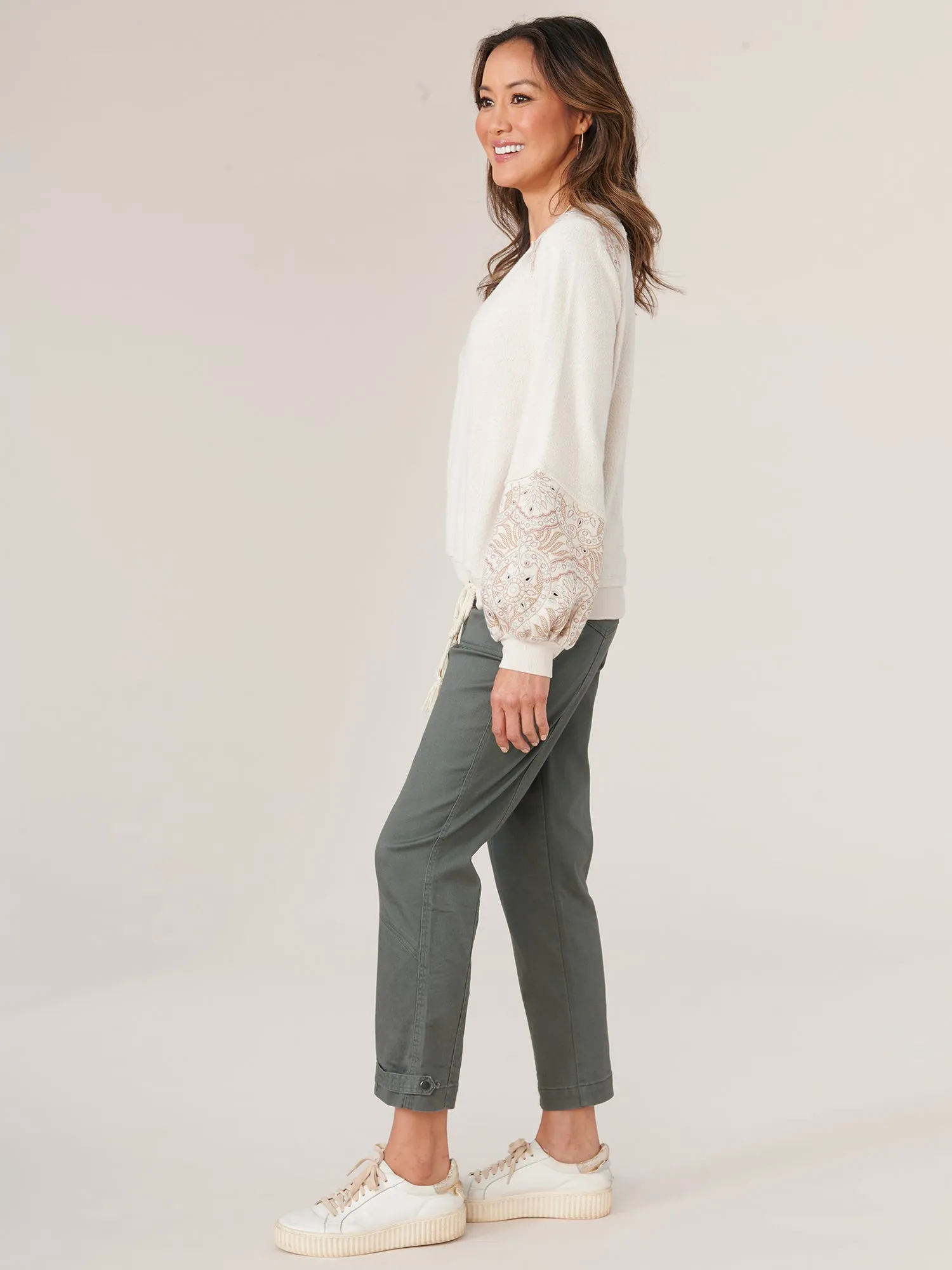 Long Blouson Sleeve Die Cut Embroidered Soft Sweatshirt