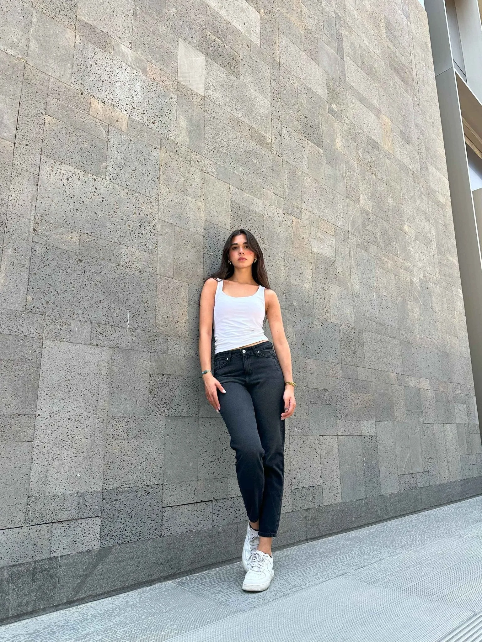 Mom-Fit - Charcoal Black.