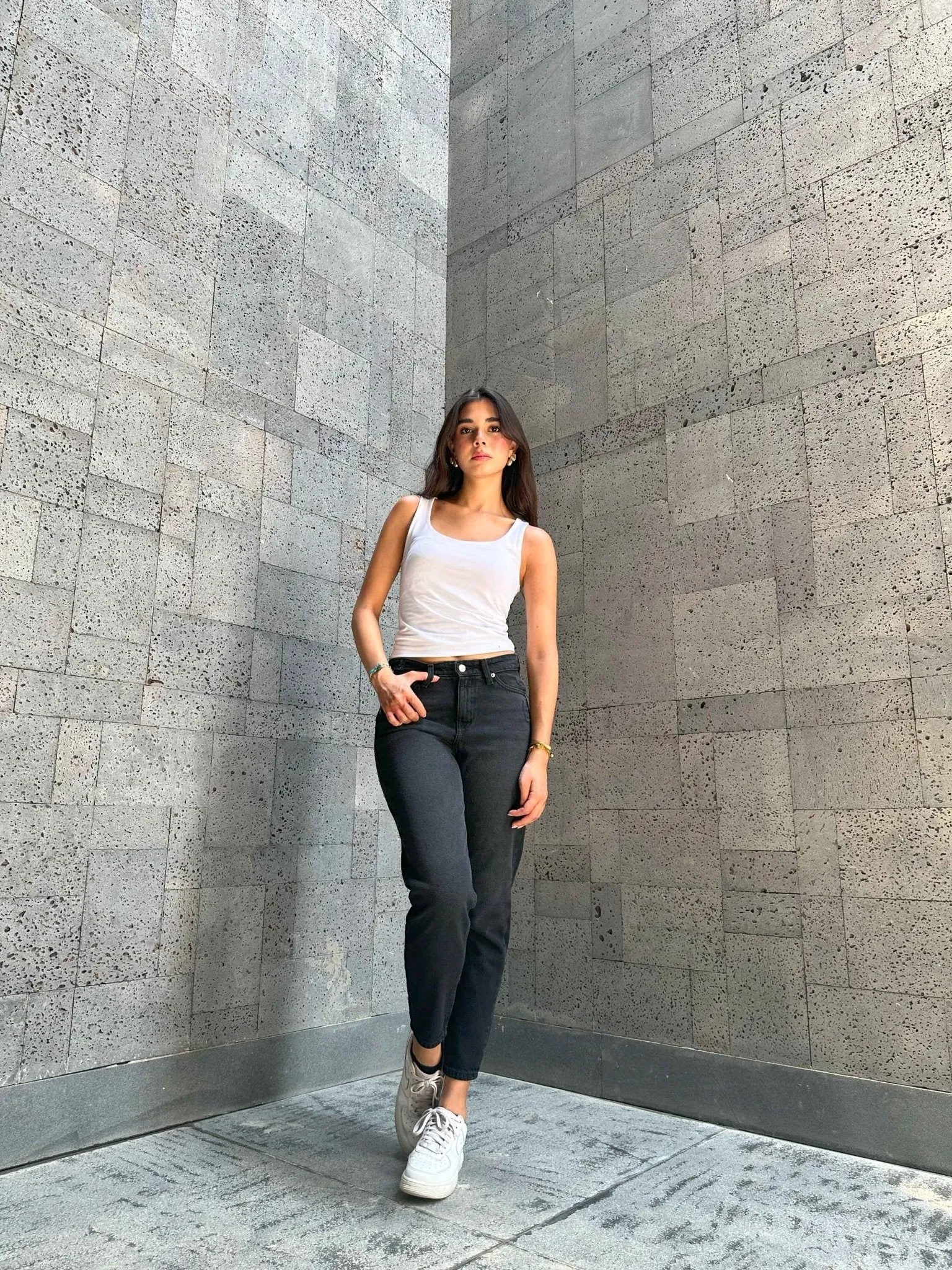 Mom-Fit - Charcoal Black.
