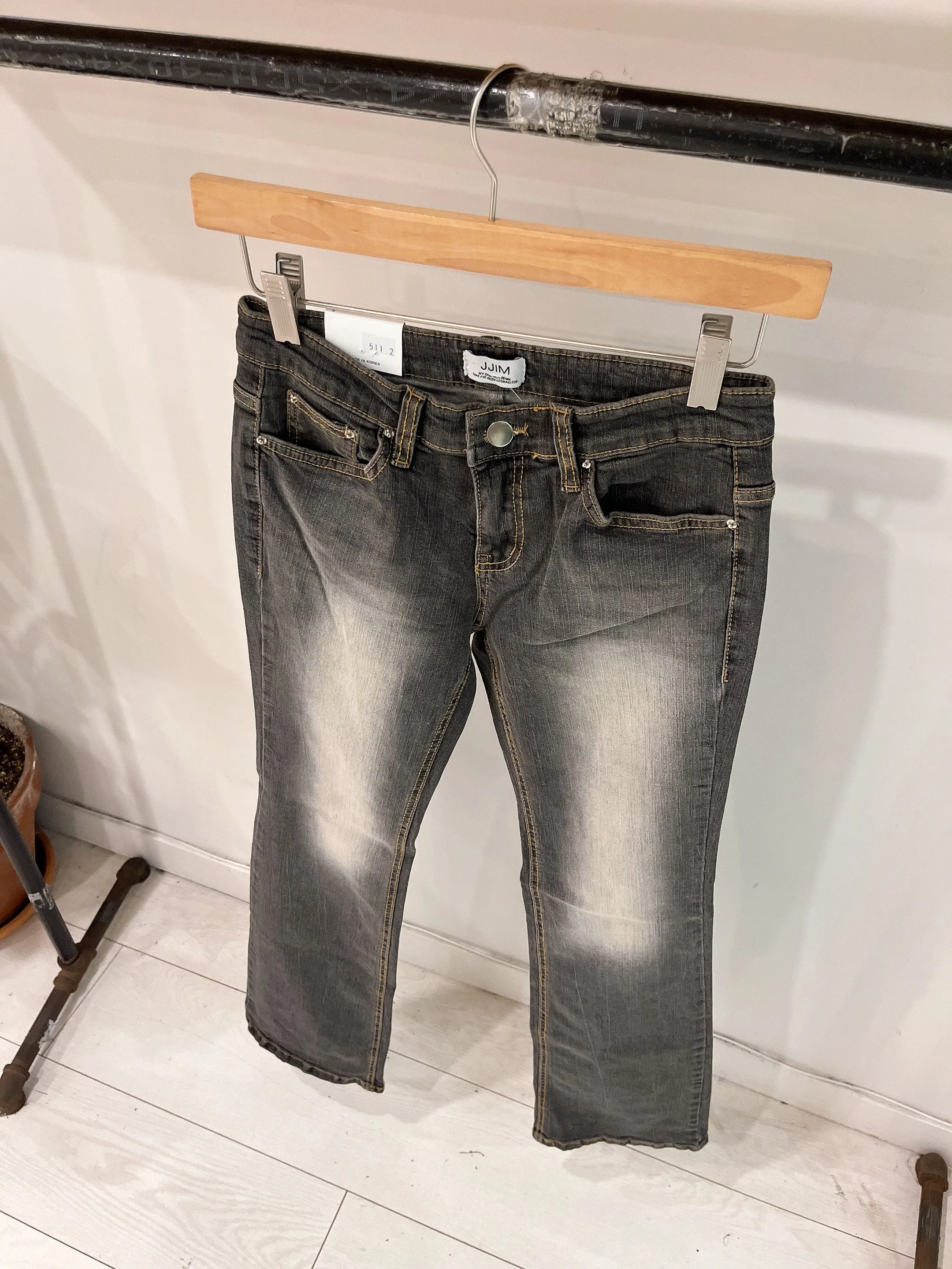 SASA Low-rise bootcut jeans