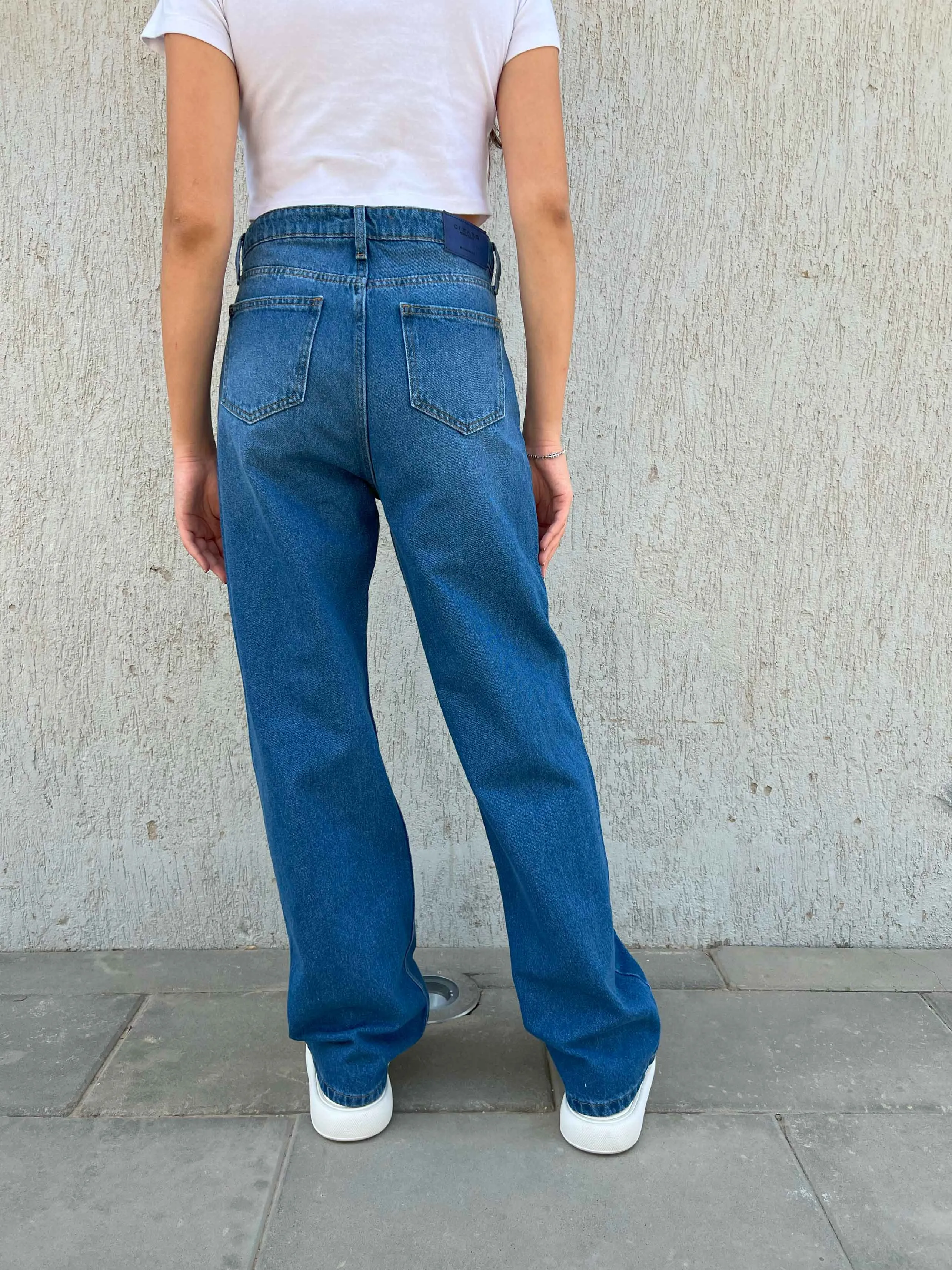 Straight - Mid Blue.