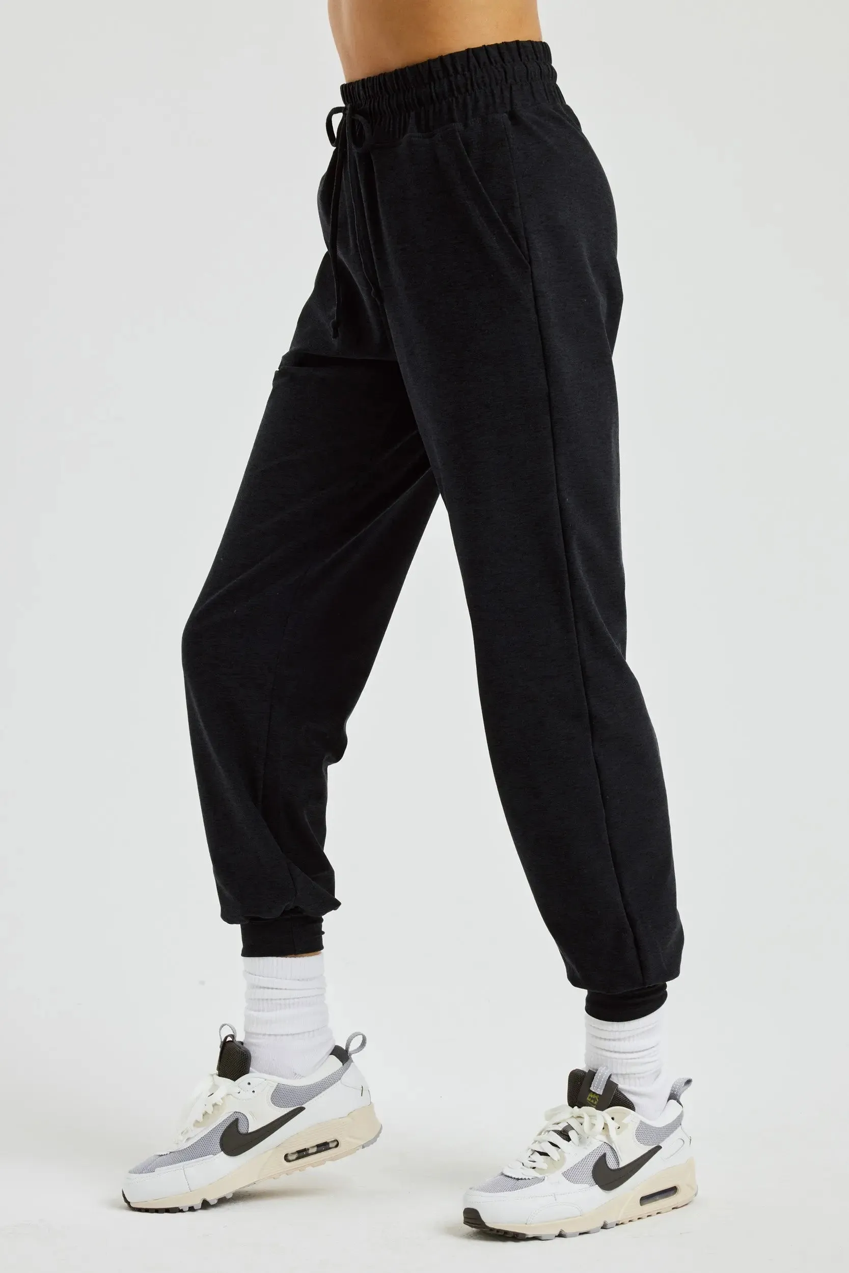The L.A.X. Jogger
