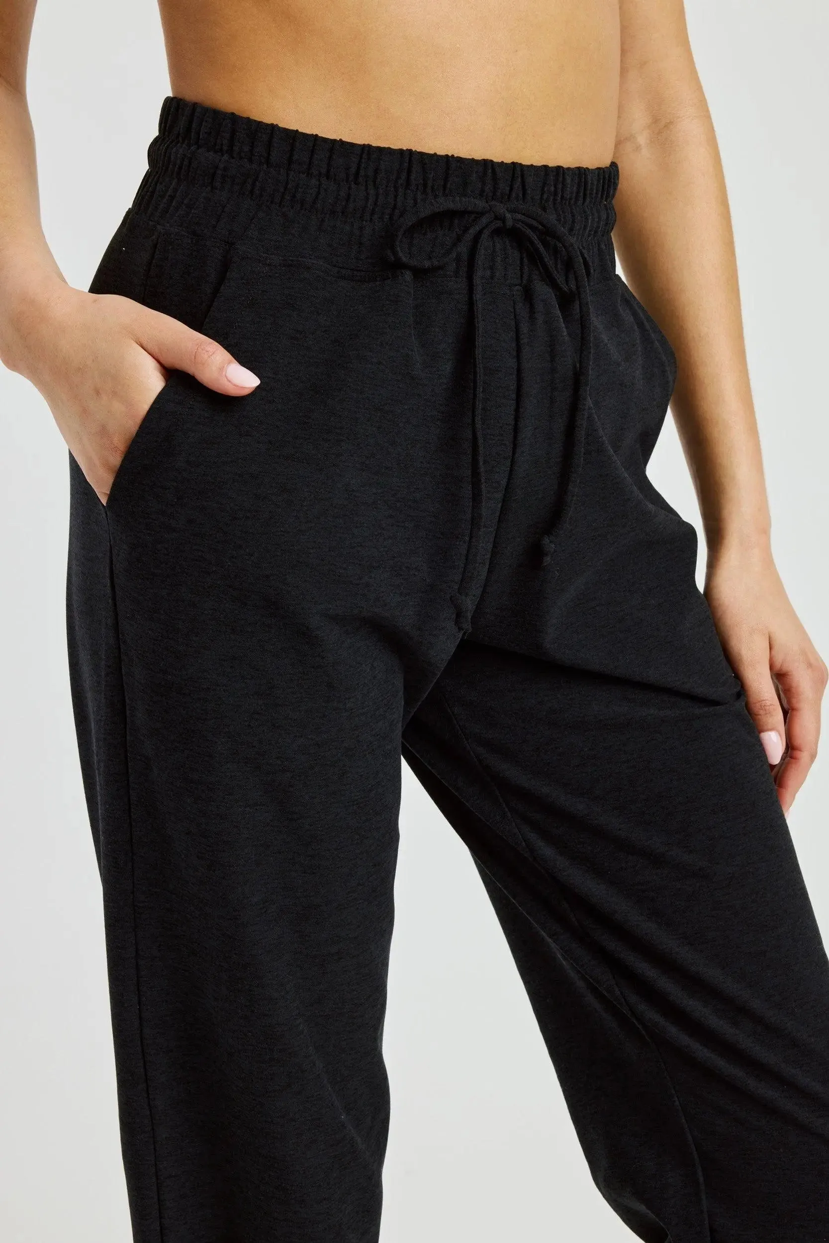 The L.A.X. Jogger
