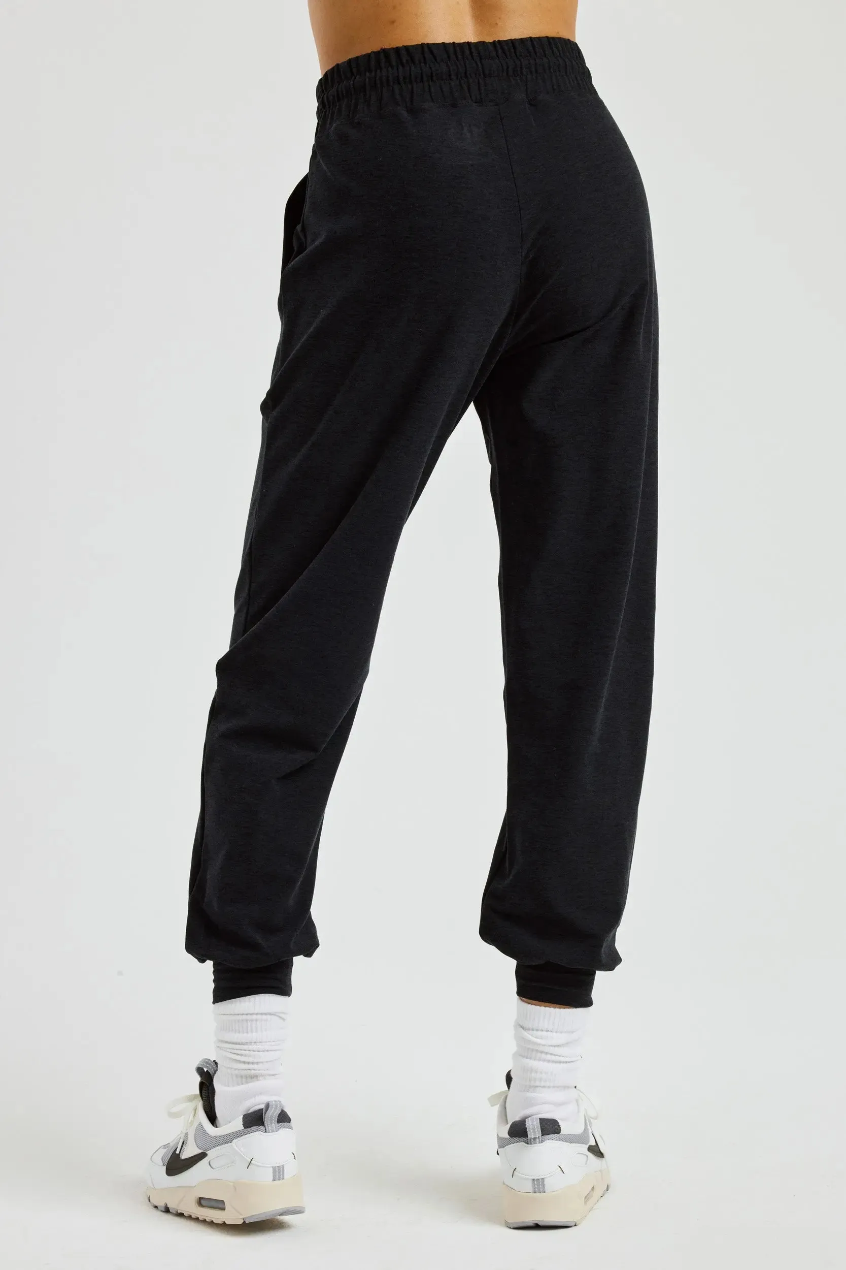 The L.A.X. Jogger