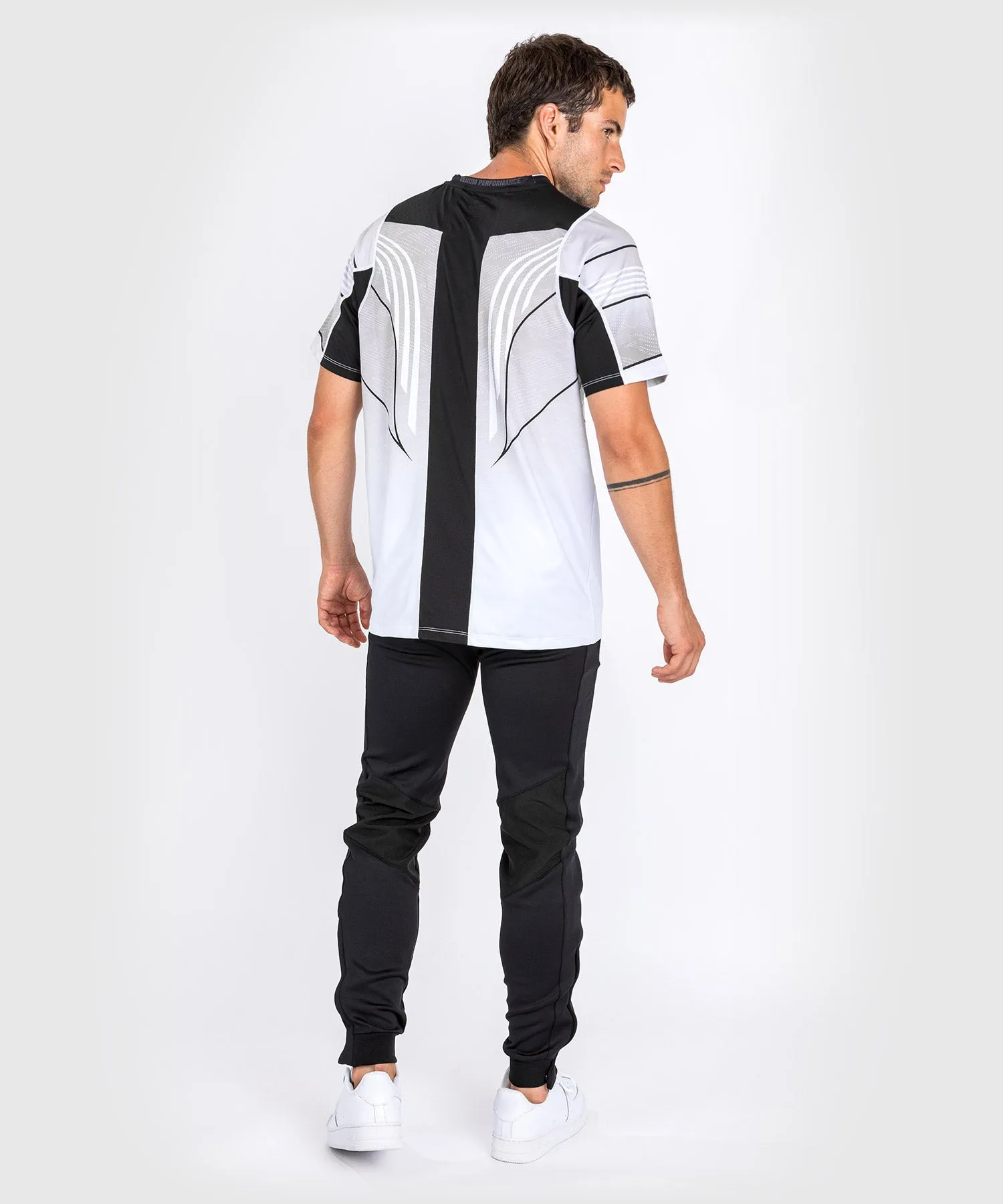 UFC Venum Authentic Fight Night 2.0 Kit by Venum Men's Walkout Jersey - White