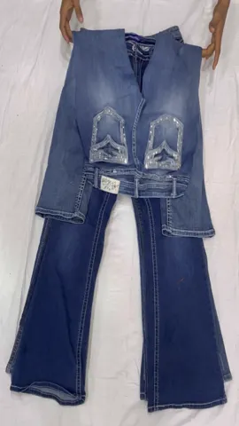 Y2K Embroidered Bell Bottom Jeans